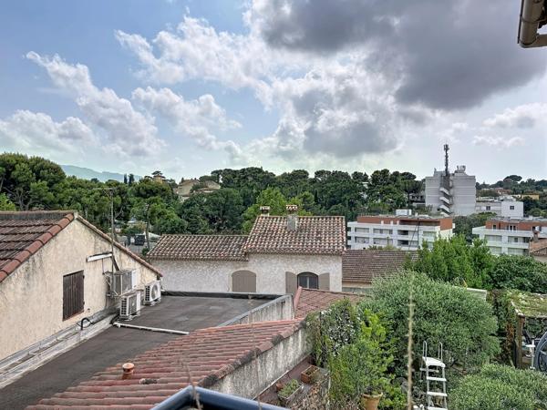 MARSEILLE 13ᵉ – PROPRIÉTÉ DE 167 M² – 4 LOGEMENTS INDÉPENDANTS – PISCINE – 2 GARAGES -DPE A