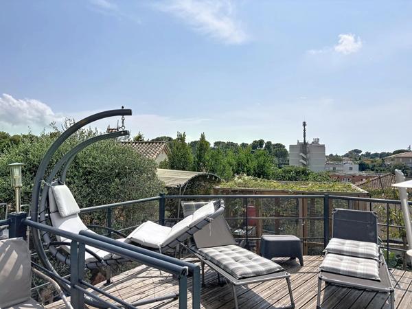 MARSEILLE 13ᵉ – PROPRIÉTÉ DE 167 M² – 4 LOGEMENTS INDÉPENDANTS – PISCINE – 2 GARAGES -DPE A
