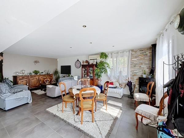 MARSEILLE 13ᵉ – PROPRIÉTÉ DE 167 M² – 4 LOGEMENTS INDÉPENDANTS – PISCINE – 2 GARAGES -DPE A
