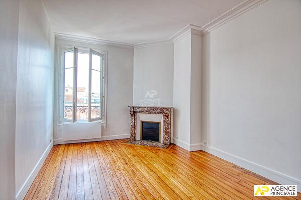 Versailles Notre-Dame Les Prés Appartement 3 pièces 69 m² situé au 3éme étage avec cave €670 000 ** - Référence 27680