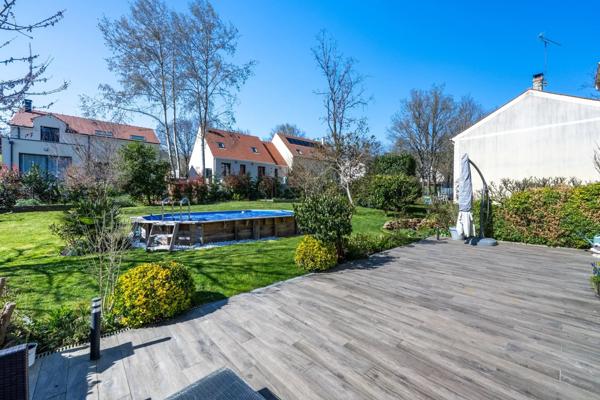 Maison 7 pièces - 181 m²