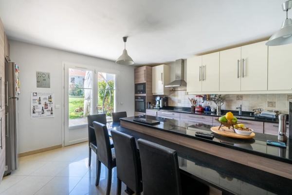 Maison 7 pièces - 181 m²