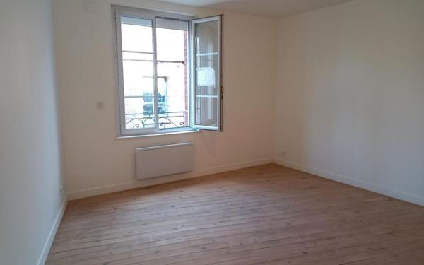 Maison à louer    3 pièces •  La Fère