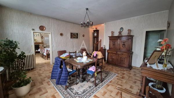 Maison Aujac - corps de ferme avec du potentiel