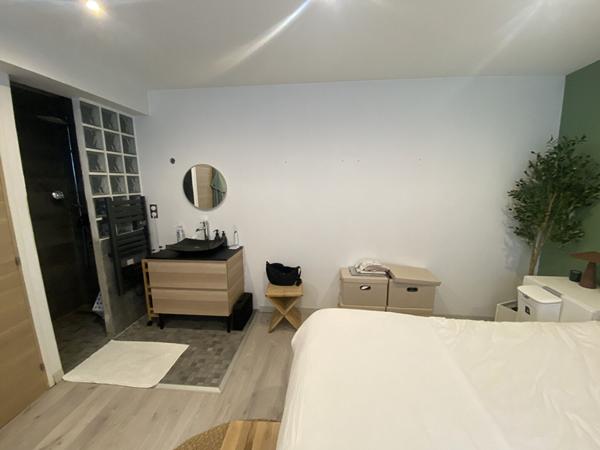 Maison Bobigny 7 pièce(s) 212 m2 (Carrez) terrain 218m2