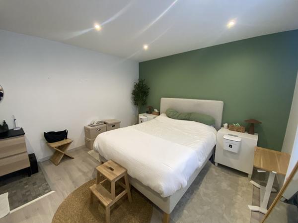 Maison Bobigny 7 pièce(s) 212 m2 (Carrez) terrain 218m2