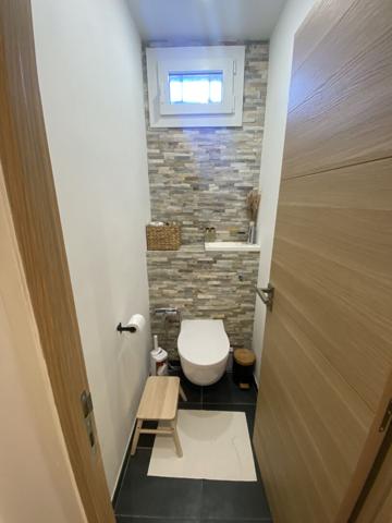 Maison Bobigny 7 pièce(s) 212 m2 (Carrez) terrain 218m2