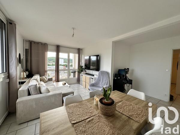 Appartement 3 pièces de 70 m² à Salon-de-Provence (13300)