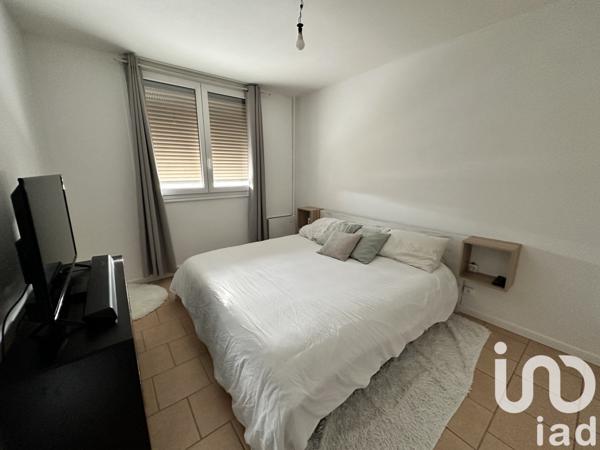 Appartement 3 pièces de 70 m² à Salon-de-Provence (13300)