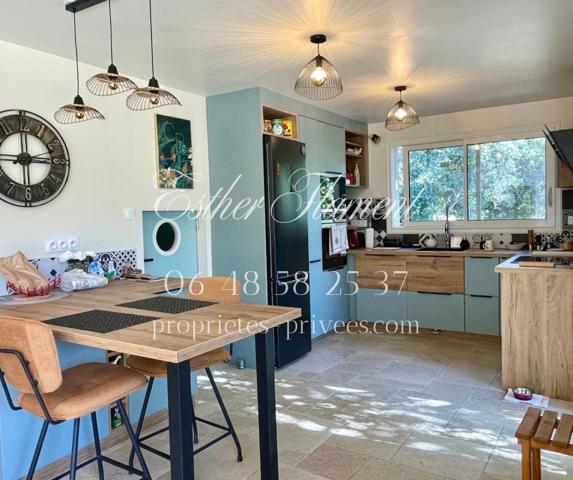 Maison d'architecte à vendre à Saint-Jean-du-Pin ,Immobilier Cévennes ,Esther Flament, conseillère à Anduze