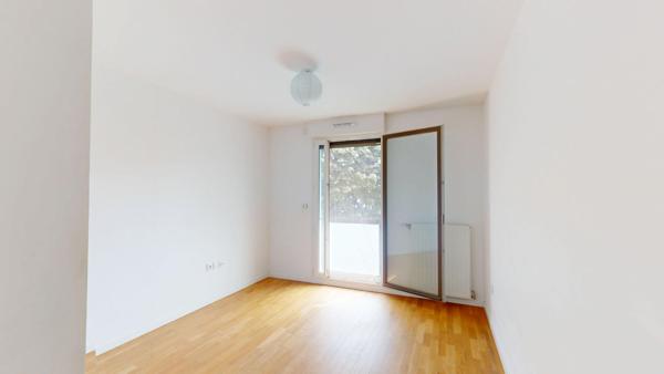 Appartement Chatenay Malabry 3 pièce(s) 59.61 m2 - Balcon - Parking - Récent