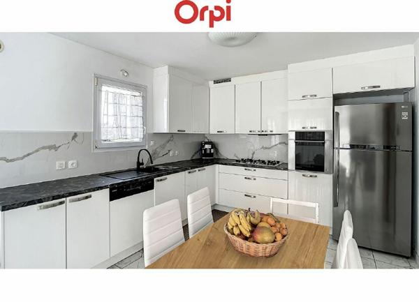 Maison à vendre    10 pièces •  Vétraz-Monthoux