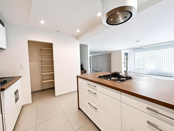 Maison d’Architecte 135m2 5 P. Contemporaine avec Jardin Centre Vill
