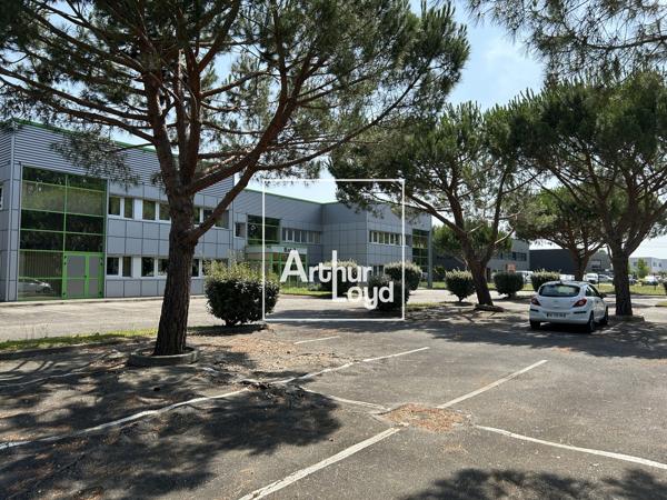 Bureaux à louer à Castelnau-d'Estrétefonds - accès immédiat autoroute A62