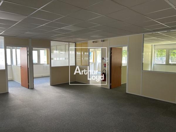 Bureaux à louer à Castelnau-d'Estrétefonds - accès immédiat autoroute A62