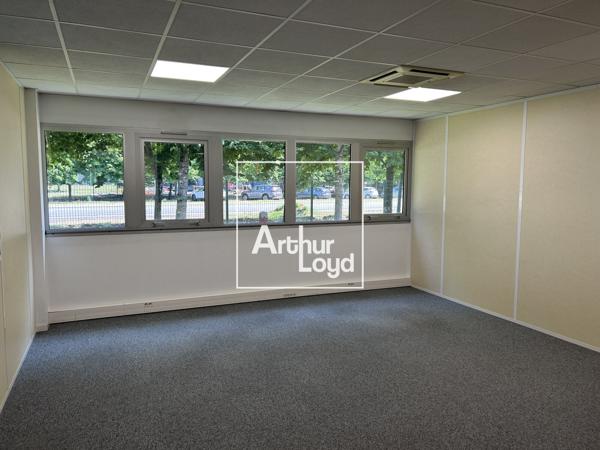 Bureaux à louer à Castelnau-d'Estrétefonds - accès immédiat autoroute A62
