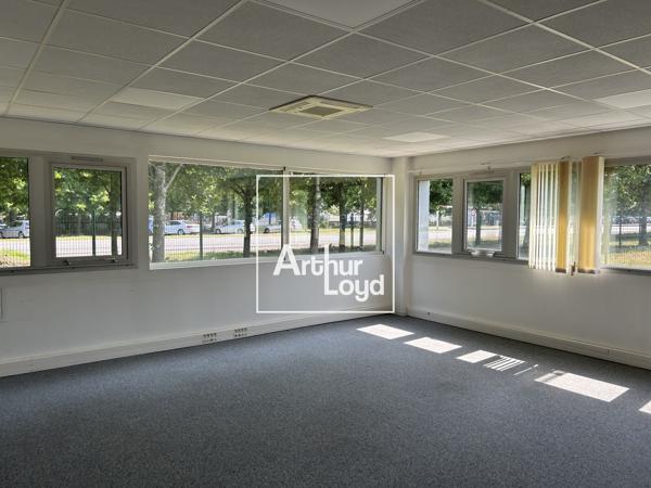 Bureaux à louer à Castelnau-d'Estrétefonds - accès immédiat autoroute A62
