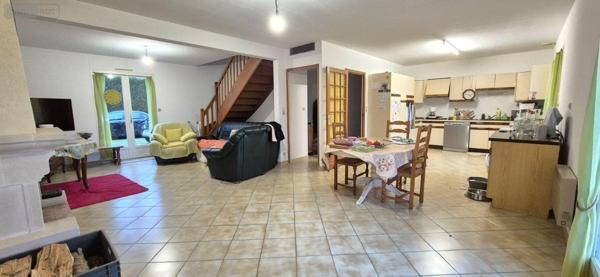 Maison individuelle à vendre à Bonnétable dans la Sarthe (72110), ref : 13808/698