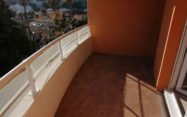 Appartement à vendre    2 pièces • 53,24 m2 La Seyne-sur-Mer