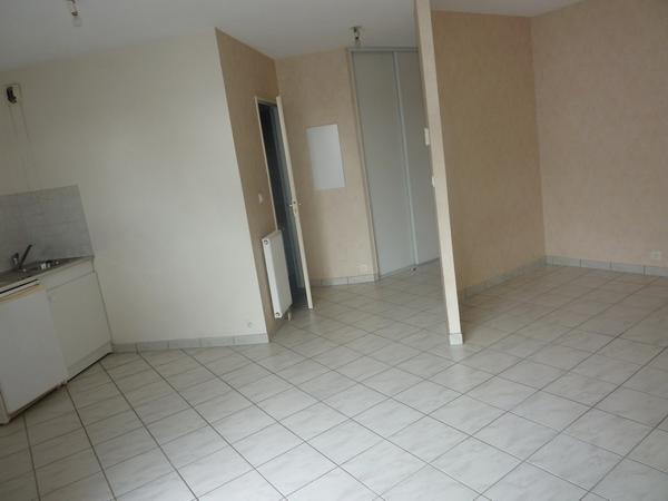 LOCATION T1 BOURRAN RODEZ SANS FRAIS D'AGENCE