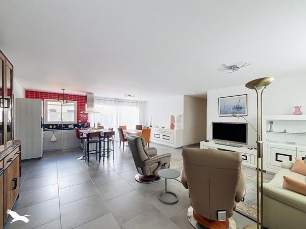 Maison à vendre 276 000 € Tonnay-Charente 4 p 97 m² DPE A