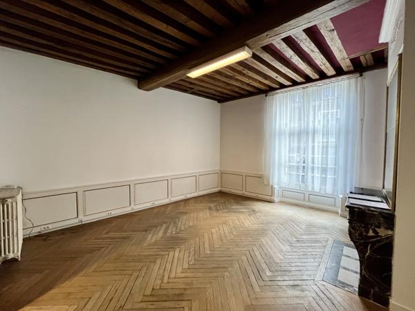 Bureaux à louer 65 m2 à Orléans hyper-centre