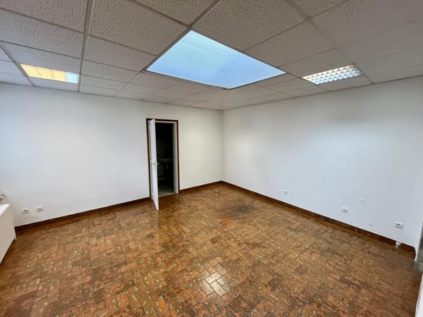 Bureaux à louer 65 m2 à Orléans hyper-centre