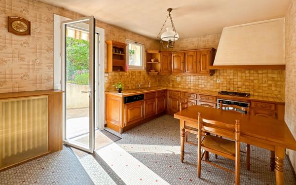 Maison à vendre    4 pièces • 125 m2 Périgueux