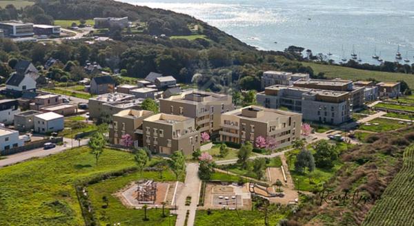 Appartement Brest 4 pièces en DUPLEX 92.28 m2 double balcon et jardinet