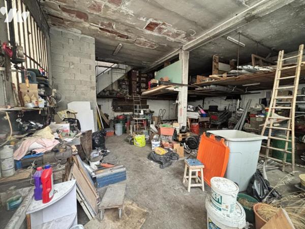 Vente petit Immeuble avec local à Grenoble – idéal projet de rénovation, opportunité de valorisation