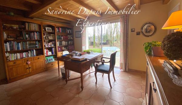 Pisany (17600) Maison Oléronaise 6 pièces avec magnifique véranda. Cadre naturel à Pisany