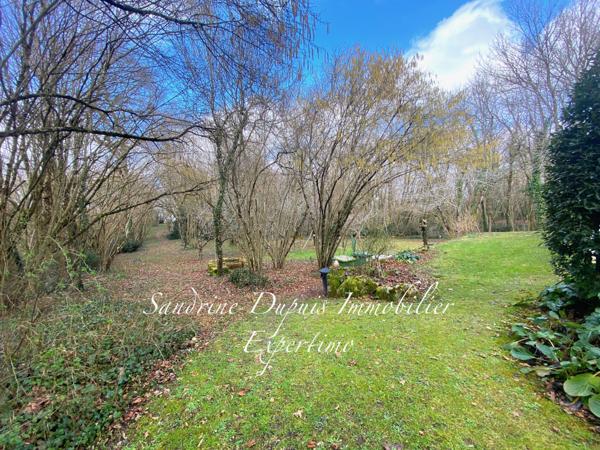 Pisany (17600) Maison Oléronaise 6 pièces avec magnifique véranda. Cadre naturel à Pisany