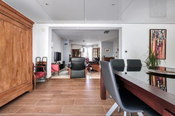 Maison à vendre ORSAY (91), beaux volumes, 5 chambres, ouverture sur jardin, terrain 1000 m2