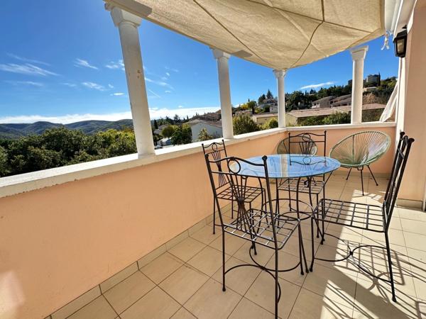 Appartement 6 couchages, sans bail commercial – Résidence 4 étoiles à Gréoux-les-Bains