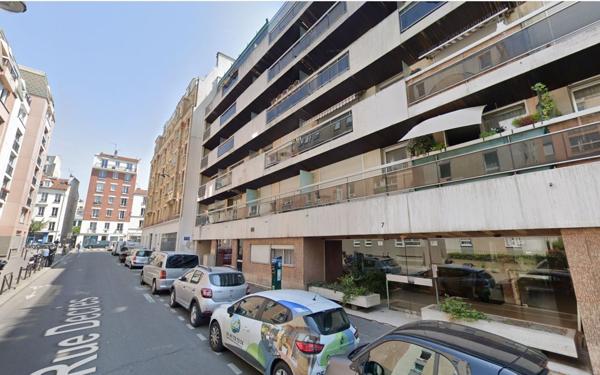 Stationnement à louer    11 m2 Paris 14