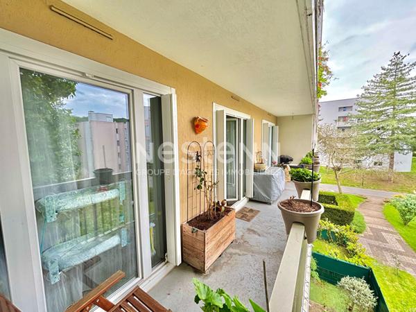 Appartement lumineux 3 chambres 74 m² traversant avec balcon, parking, cave, Verrières-le-Buisson centre, proche écoles, commerces, espaces verts, bus, RER B, N20 et A6, calme, idéal famille ou télétravail