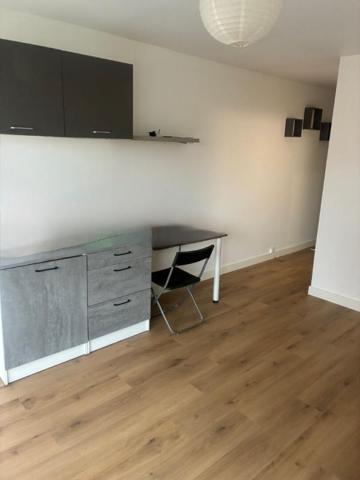 GRAVIGNY - 27930 - Studio RDC - Résidence sécurisée - 24 m2 - 52000  HAI