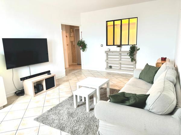 Appartement à louer 4 pièces MANTES LA VILLE (78) - 73 m² - Box Garage - Cave