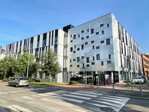 A LOUER - BUREAUX - 1174 M2 - ROUEN