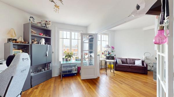 Appartement Sceaux 3 pièce(s) 66.53 m2 ; Rue Houdan ; Commerces ; RER B ; Lumineux