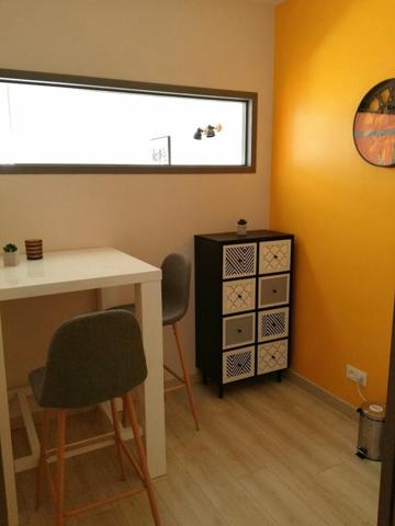 A LOUER UN BUREAU DE 16m2 SUR UN AXE PASSANT EN CENTRE VILLE DE LA ROCHE SUR YON.