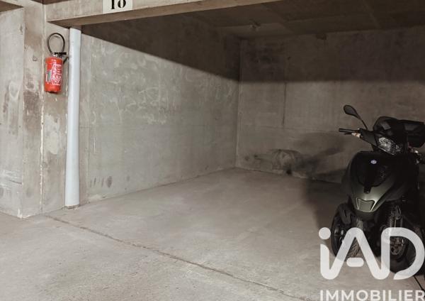 Parking à vendre 11 m² Paris 11