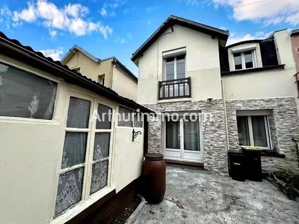 Vente                                                      Maison
                        
                     3 pièces                      70 m2                     à Le Havre