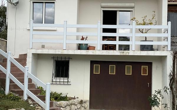 Maison à vendre    2 pièces •  Saintes