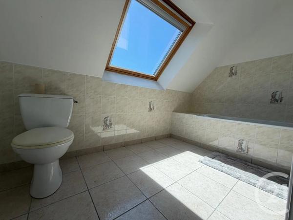 Maison à vendre  7 pièces - 136,97 m 2   CEAUCE  - 61