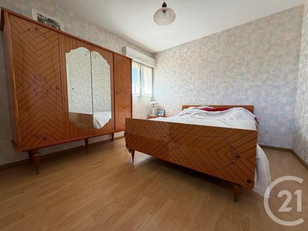 Maison à vendre  7 pièces - 136,97 m 2   CEAUCE  - 61