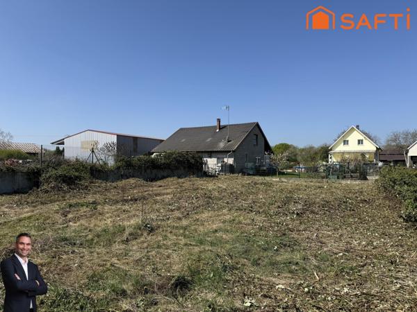 Superbe terrain constructible de 5 ares, libre de constructeur et hors lotissement !