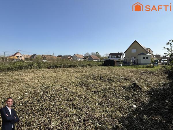 Superbe terrain constructible de 5 ares, libre de constructeur et hors lotissement !