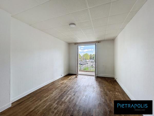 T4- 73,50M2- RUE GREUZE