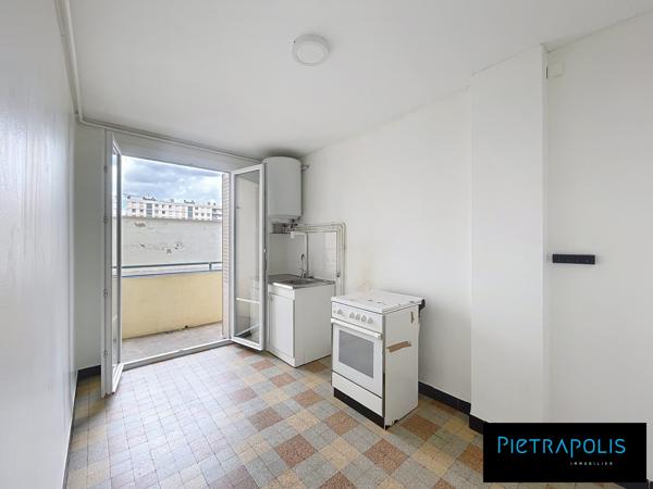 T4- 73,50M2- RUE GREUZE